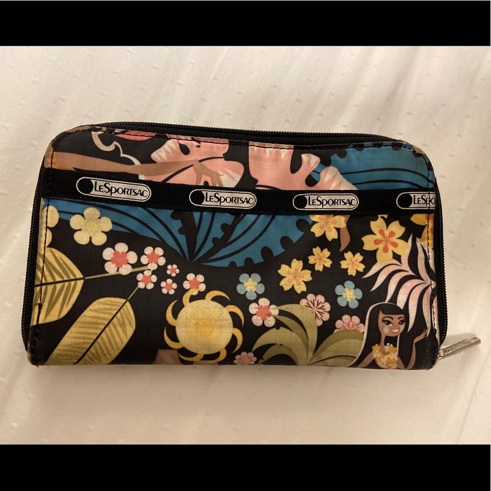 LeSportsac Hawaii Exclusive Print Lily Wallet Wahine Hula Black Travel